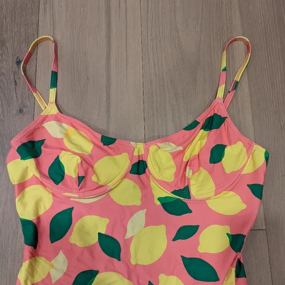 Pink Lemon Leaf Swimsuit - Picture 4 of 5